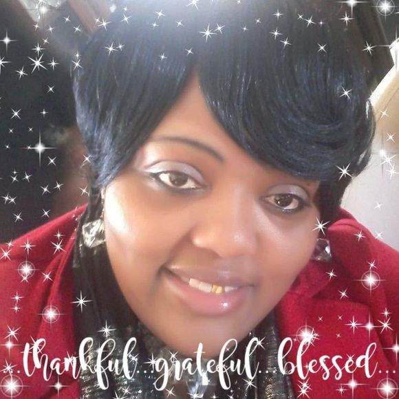 Meet your Posher, Aretha - Picture 1 of 1